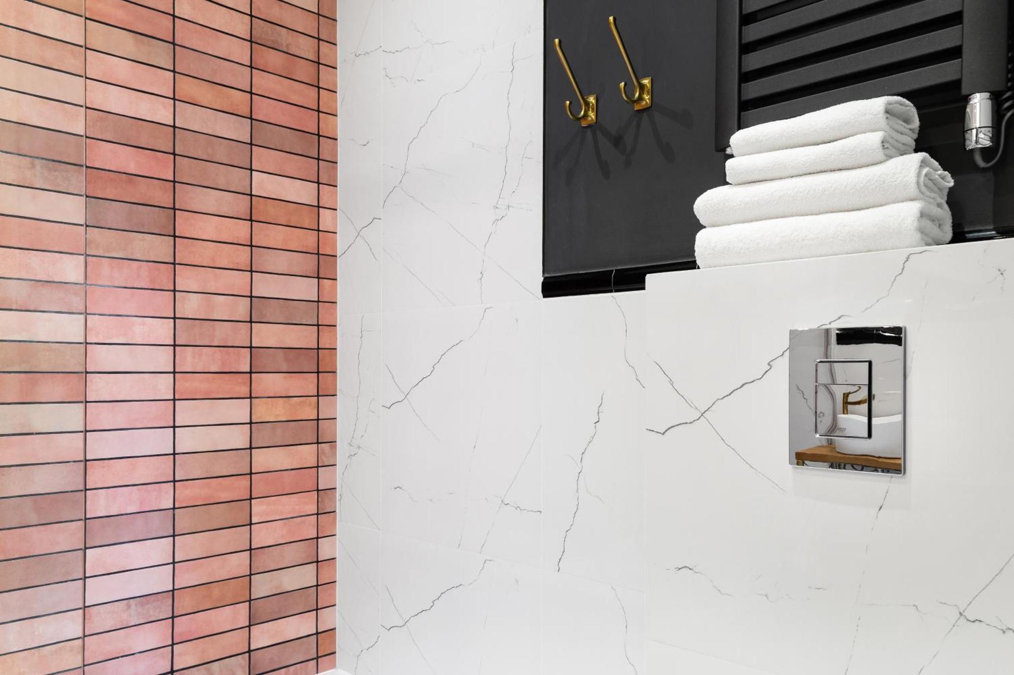 Househost Apartment: Lazarza Street คราคูฟ ภายนอก รูปภาพ