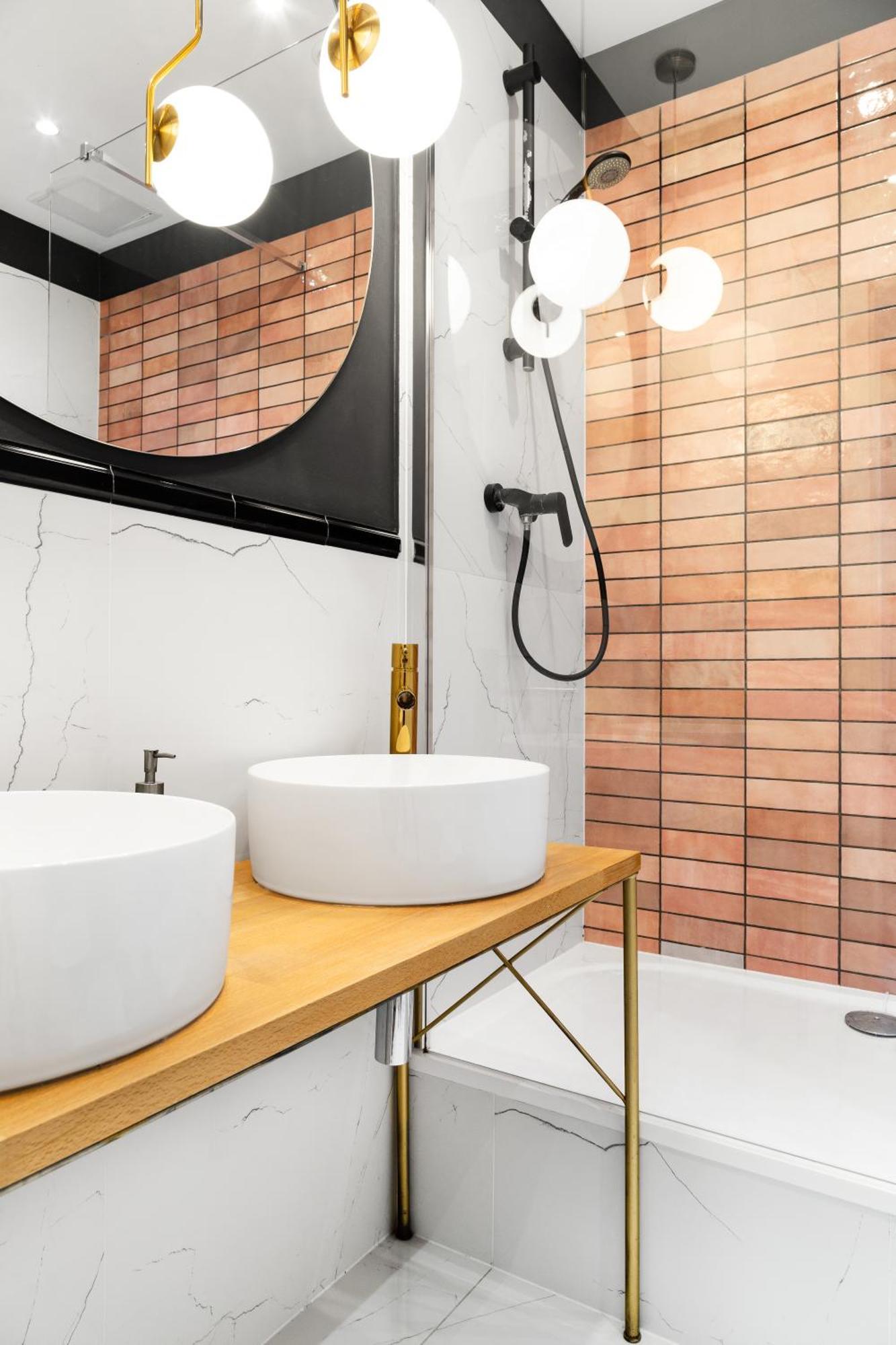 Househost Apartment: Lazarza Street คราคูฟ ภายนอก รูปภาพ
